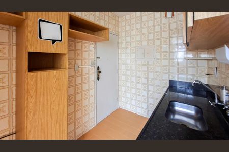 Apartamento à venda com 110m², 3 quartos e 2 vagas Apartamento à venda com 110m², 3 quartos e 2 vagasCozinha