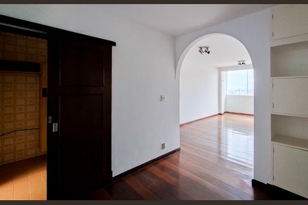 Apartamento à venda com 110m², 3 quartos e 2 vagas Apartamento à venda com 110m², 3 quartos e 2 vagasCopa