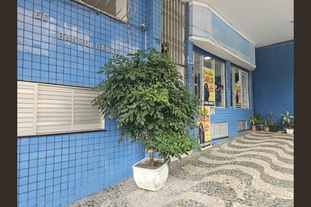 Apartamento para alugar com 97m², 2 quartos e sem vagaFachada e portaria