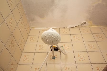 Casa à venda com 160m², 4 quartos e 2 vagasBanheiro da Suíte 1