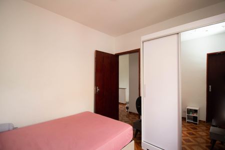 Casa à venda com 160m², 4 quartos e 2 vagasQuarto 2 - Suíte 2