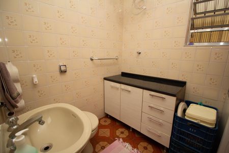 Casa à venda com 160m², 4 quartos e 2 vagasLavabo