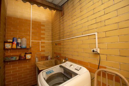 Casa à venda com 160m², 4 quartos e 2 vagasÁrea de Serviço