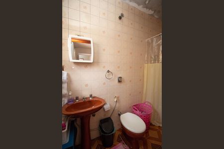 Casa à venda com 160m², 4 quartos e 2 vagasBanheiro da Suíte 2