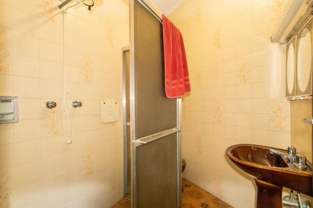 Banheiro da Suíte de casa à venda com 3 quartos, 426m² em Bela Vista, Osasco