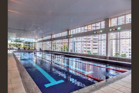 Apartamento à venda com 77m², 2 quartos e 2 vagasPiscina Coberta