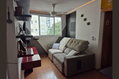 Apartamento à venda com 44m², 2 quartos e 1 vaga Apartamento à venda com 44m², 2 quartos e 1 vagaSala