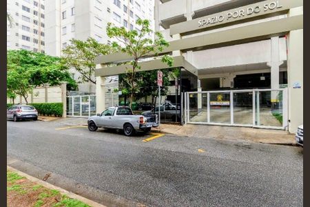 Apartamento à venda com 44m², 2 quartos e 1 vaga Apartamento à venda com 44m², 2 quartos e 1 vagaFachada