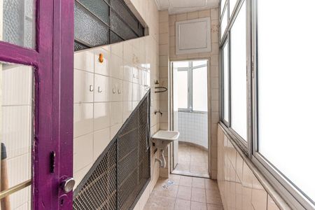 Apartamento à venda com 75m², 2 quartos e sem vaga Apartamento à venda com 75m², 2 quartos e sem vagaÁrea de Serviço