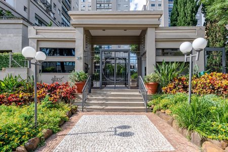 Apartamento para alugar com 120m², 3 quartos e 1 vagaFachada 