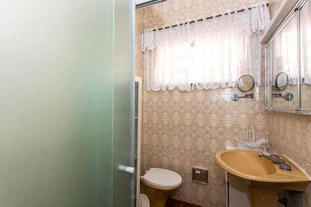 Casa para alugar com 180m², 4 quartos e 2 vagasBanheiro Social