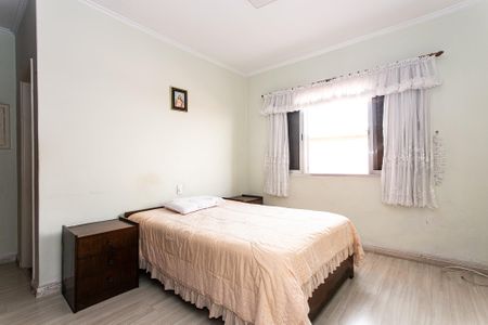 Casa para alugar com 180m², 4 quartos e 2 vagasSuíte