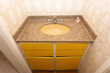 Casa para alugar com 180m², 4 quartos e 2 vagasBanheiro Social