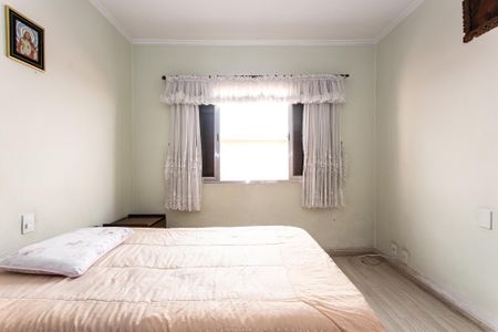 Casa para alugar com 180m², 4 quartos e 2 vagasSuíte