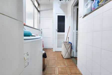 Apartamento à venda com 146m², 3 quartos e 1 vaga Apartamento à venda com 146m², 3 quartos e 1 vagaÁrea de Serviço