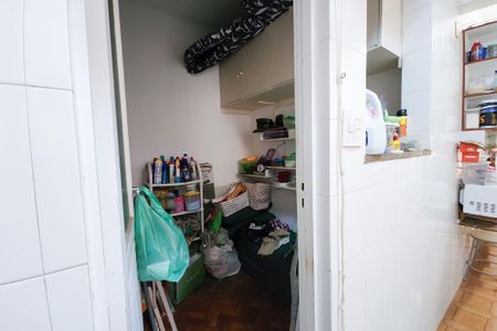 Apartamento à venda com 146m², 3 quartos e 1 vaga Apartamento à venda com 146m², 3 quartos e 1 vagaÁrea de Serviço