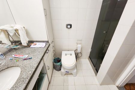 Apartamento à venda com 146m², 3 quartos e 1 vaga Apartamento à venda com 146m², 3 quartos e 1 vagaBanheiro