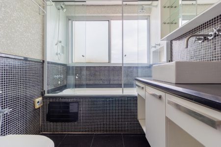 Apartamento para alugar com 110m², 1 quarto e 2 vagas Apartamento para alugar com 110m², 1 quarto e 2 vagasBanheiro da Suíte