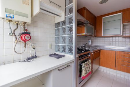 Apartamento para alugar com 110m², 1 quarto e 2 vagas Apartamento para alugar com 110m², 1 quarto e 2 vagasCozinha e Área de Serviço