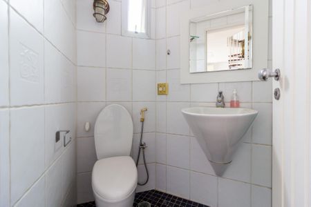 Apartamento para alugar com 110m², 1 quarto e 2 vagas Apartamento para alugar com 110m², 1 quarto e 2 vagasBanheiro