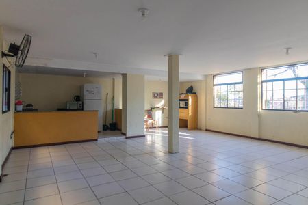 Casa de condomínio à venda com 64m², 3 quartos e 2 vagas Casa de condomínio à venda com 64m², 3 quartos e 2 vagasÁrea comum - Salão de festas
