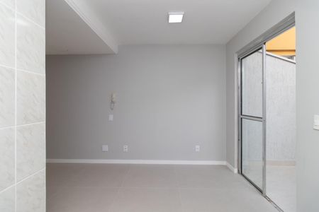 Casa de condomínio à venda com 64m², 3 quartos e 2 vagas Casa de condomínio à venda com 64m², 3 quartos e 2 vagasCozinha