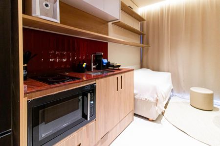 Cozinha de kitnet/studio para alugar com 1 quarto, 25m² em Pompeia, São Paulo