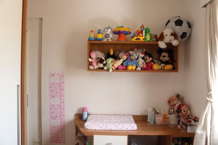 Apartamento à venda com 84m², 3 quartos e 2 vagasQuarto 2