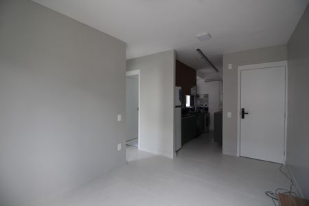 Sala de apartamento para alugar com 2 quartos, 45m² em Taquara, Rio de Janeiro