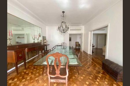 Apartamento à venda com 4 quartos, 210m² em Copacabana, Rio de Janeiro