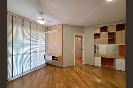 Sala de apartamento para alugar com 2 quartos, 67m² em Moema, São Paulo