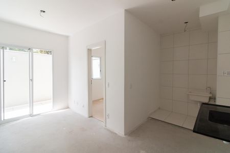 Sala - Cozinha de apartamento para alugar com 2 quartos, 45m² em Jardim Peri Peri, São Paulo