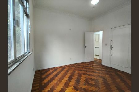 Apartamento à venda com 65m², 2 quartos e sem vagaSala