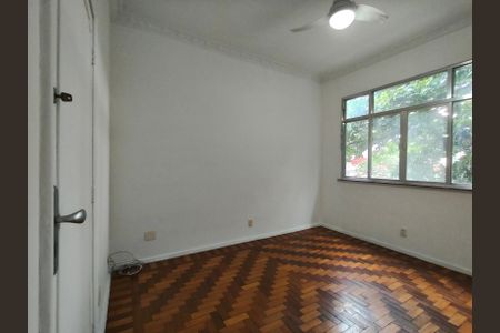 Apartamento à venda com 65m², 2 quartos e sem vagaSala