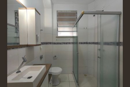 Apartamento à venda com 65m², 2 quartos e sem vagaBanheiro Corredor