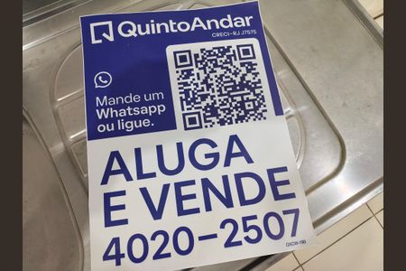 Apartamento à venda com 65m², 2 quartos e sem vagaPlaca