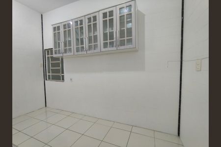 Apartamento à venda com 65m², 2 quartos e sem vagaCozinha