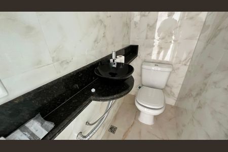 Casa de condomínio para alugar com 300m², 5 quartos e 4 vagasLavabo