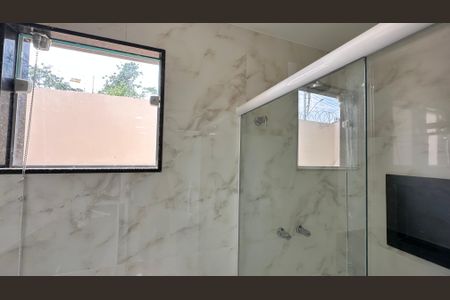 Casa de condomínio para alugar com 300m², 5 quartos e 4 vagasBanheiro quarto 1