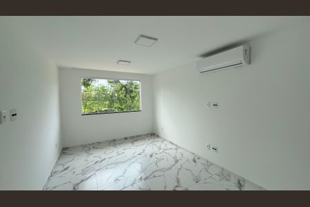 Casa de condomínio para alugar com 300m², 5 quartos e 4 vagasQuarto 5