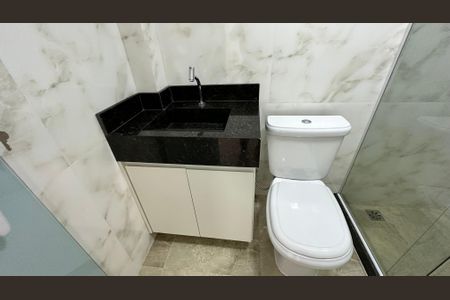 Casa de condomínio para alugar com 300m², 5 quartos e 4 vagasBanheiro 