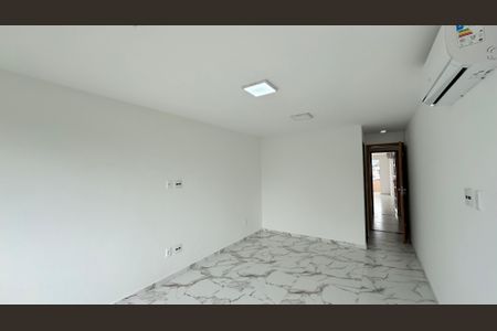 Casa de condomínio para alugar com 300m², 5 quartos e 4 vagasQuarto 4