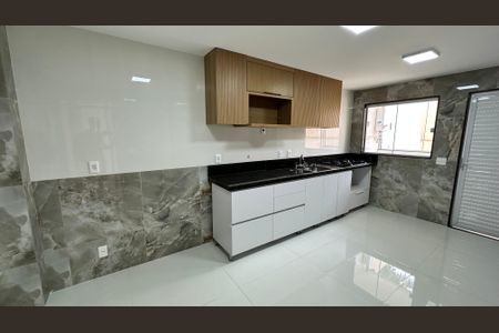 Casa de condomínio para alugar com 300m², 5 quartos e 4 vagasCozinha