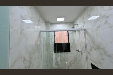 Casa de condomínio para alugar com 300m², 5 quartos e 4 vagasBanheiro quarto 4