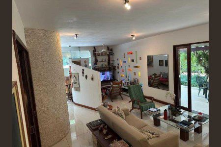 Casa à venda com 3 quartos, 662m² em Freguesia (Jacarepaguá), Rio de Janeiro