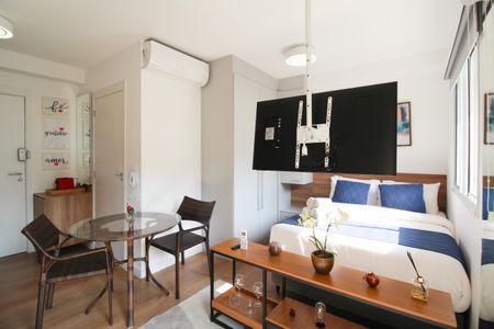 Studio para alugar com 29m², 1 quarto e sem vaga Studio para alugar com 29m², 1 quarto e sem vagaStudio