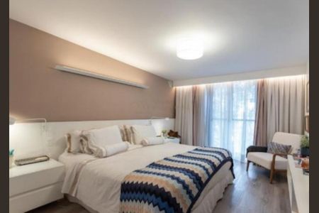 Casa à venda com 3 quartos, 608m² em Jardim Everest, São Paulo