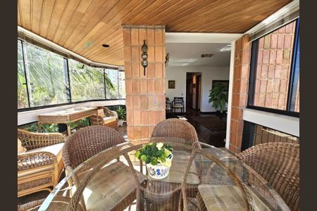 Apartamento à venda com 155m², 3 quartos e 2 vagas