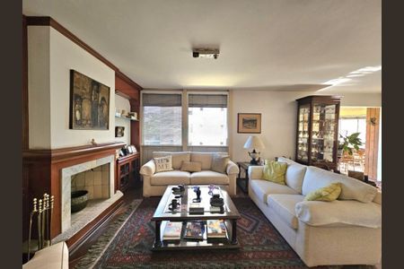 Apartamento à venda com 155m², 3 quartos e 2 vagas