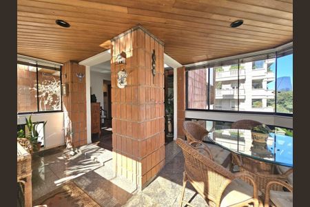 Apartamento à venda com 155m², 3 quartos e 2 vagas